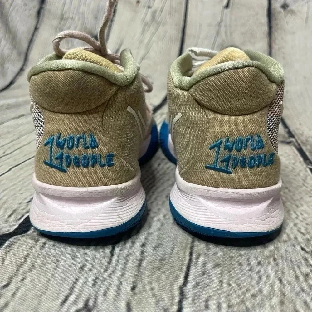 Nike Kyrie 7 1 World 1 People Youth size 4 Sneakers